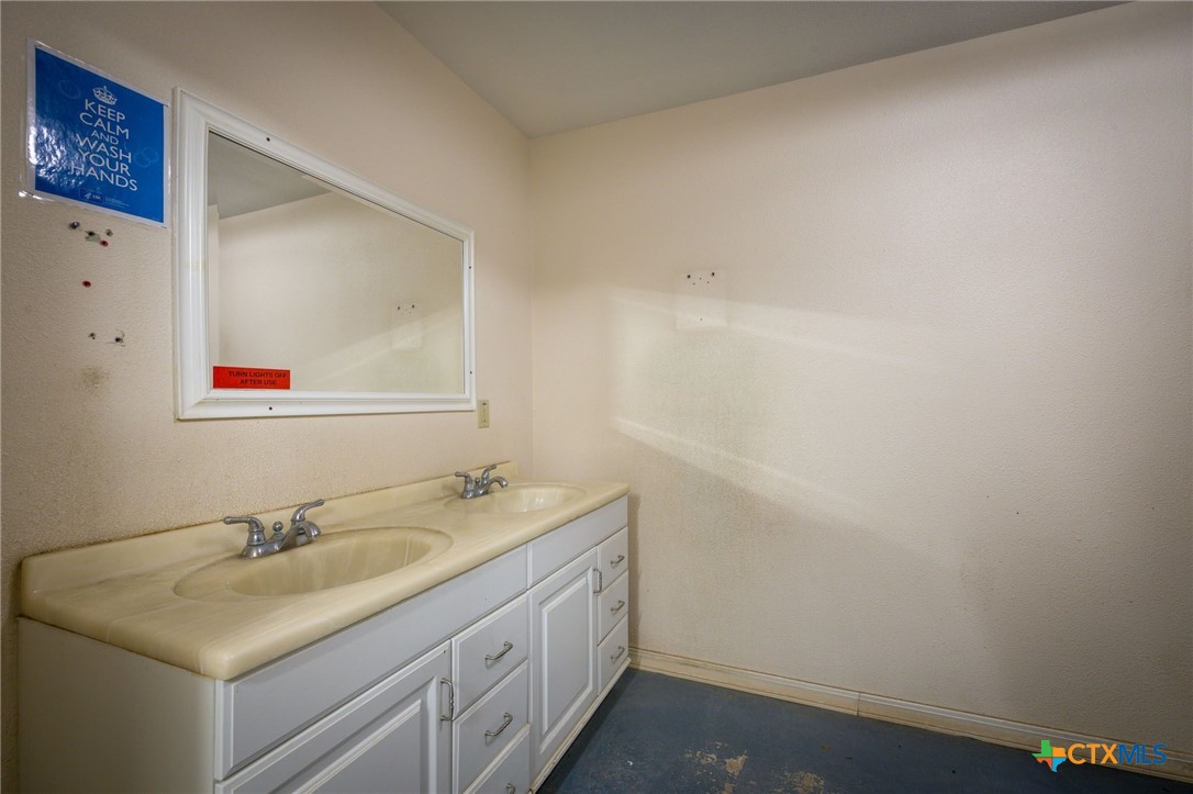 180 Spring Mountain Drive