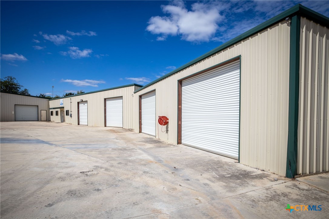 180 Spring Mountain Drive