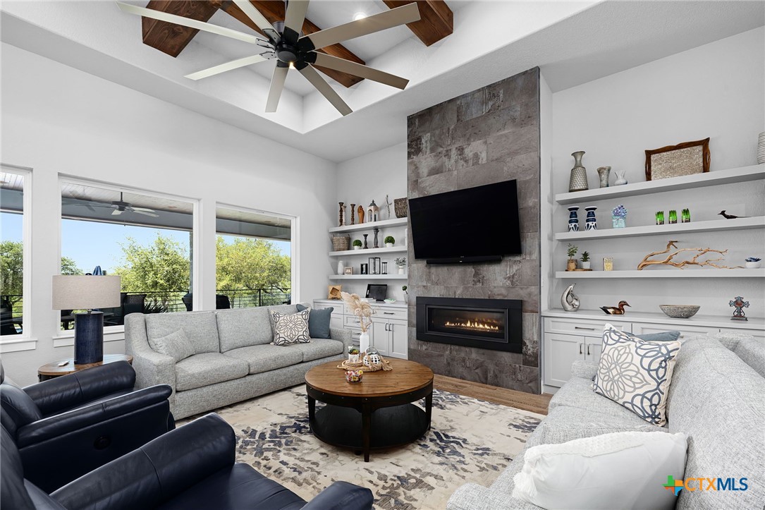 371 River Cliff Place