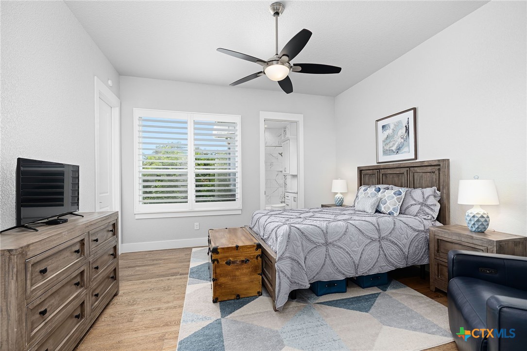 371 River Cliff Place