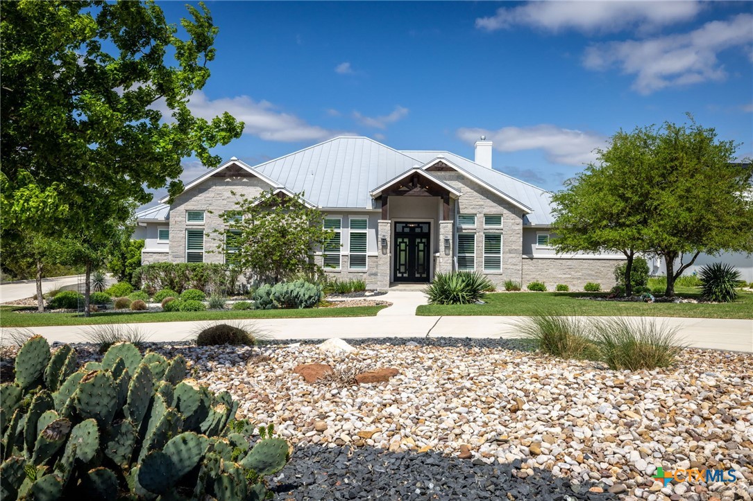 371 River Cliff Place