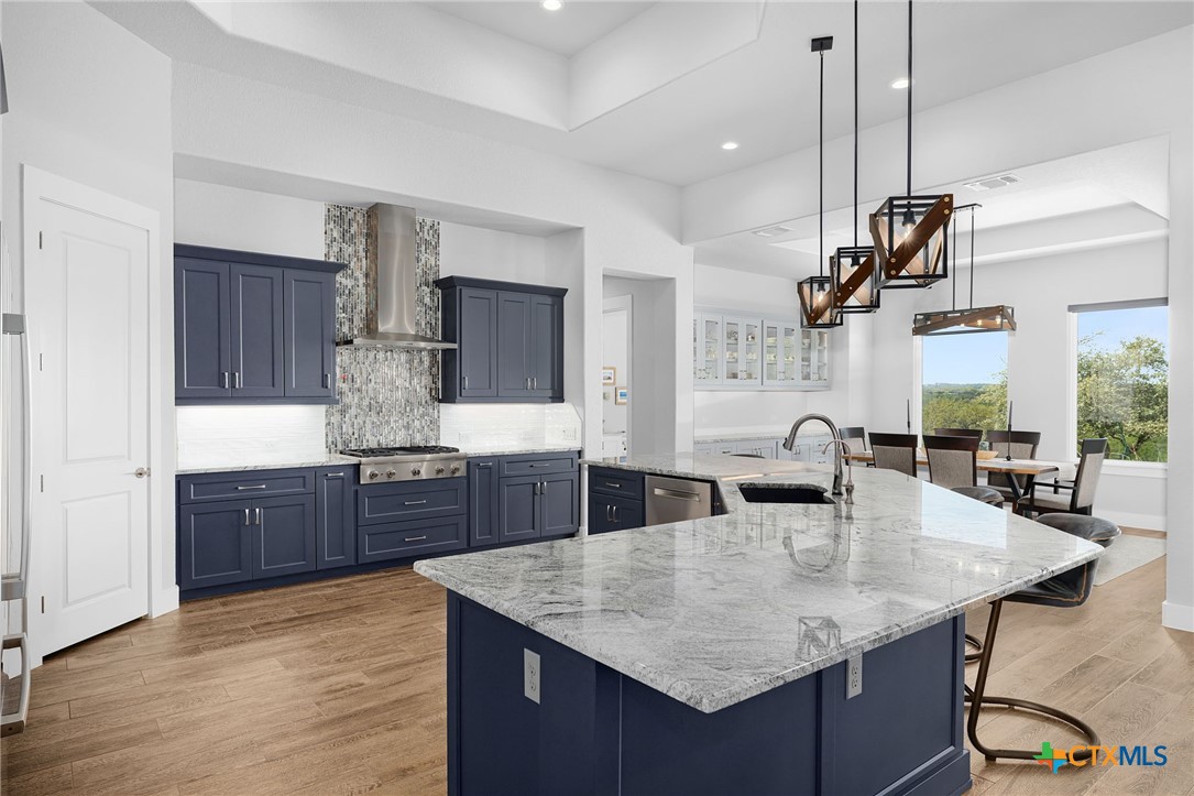 371 River Cliff Place