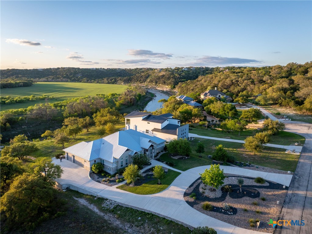 371 River Cliff Place