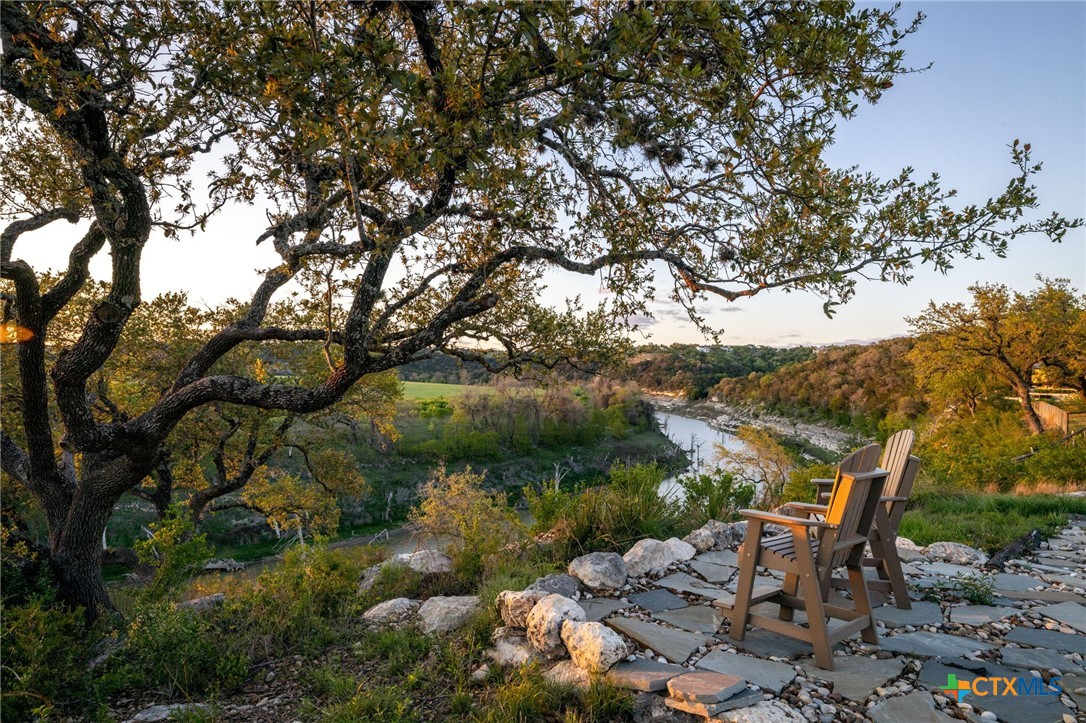 371 River Cliff Place