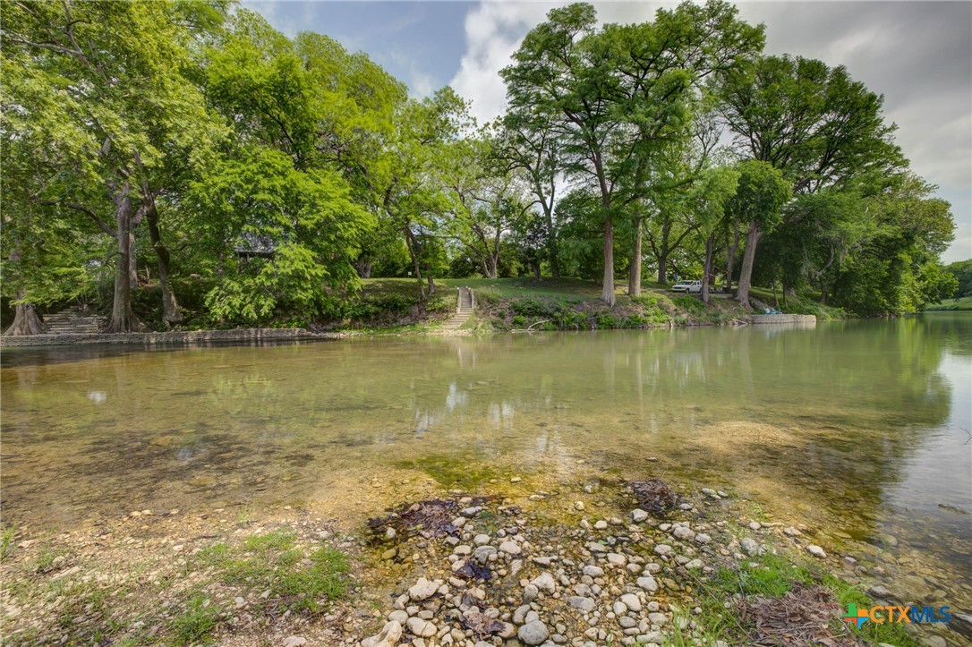 945 Gruene Place Drive
