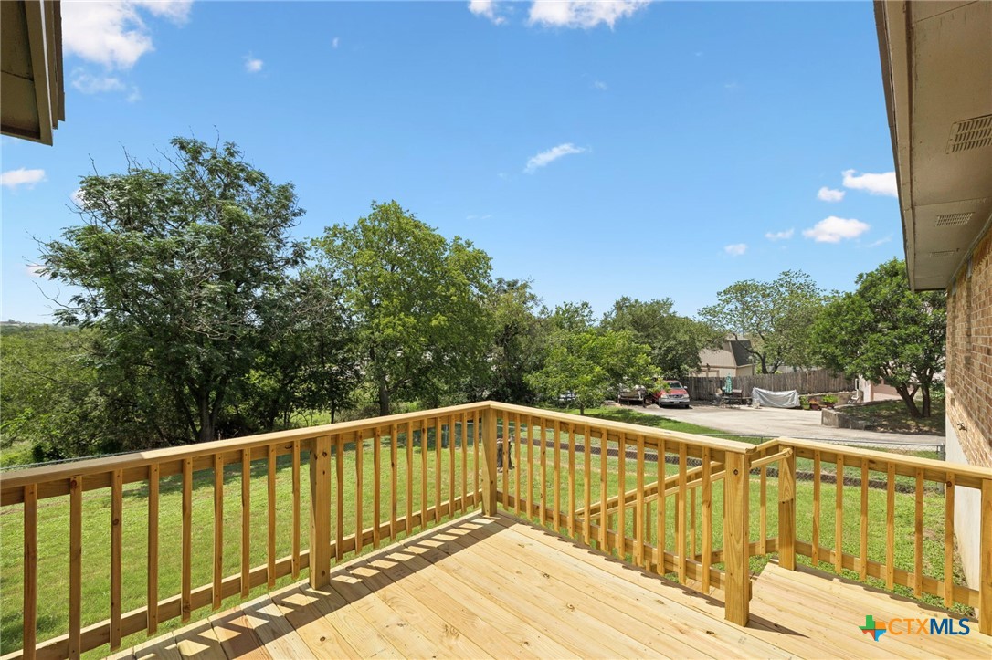 1163 Fox Run Circle