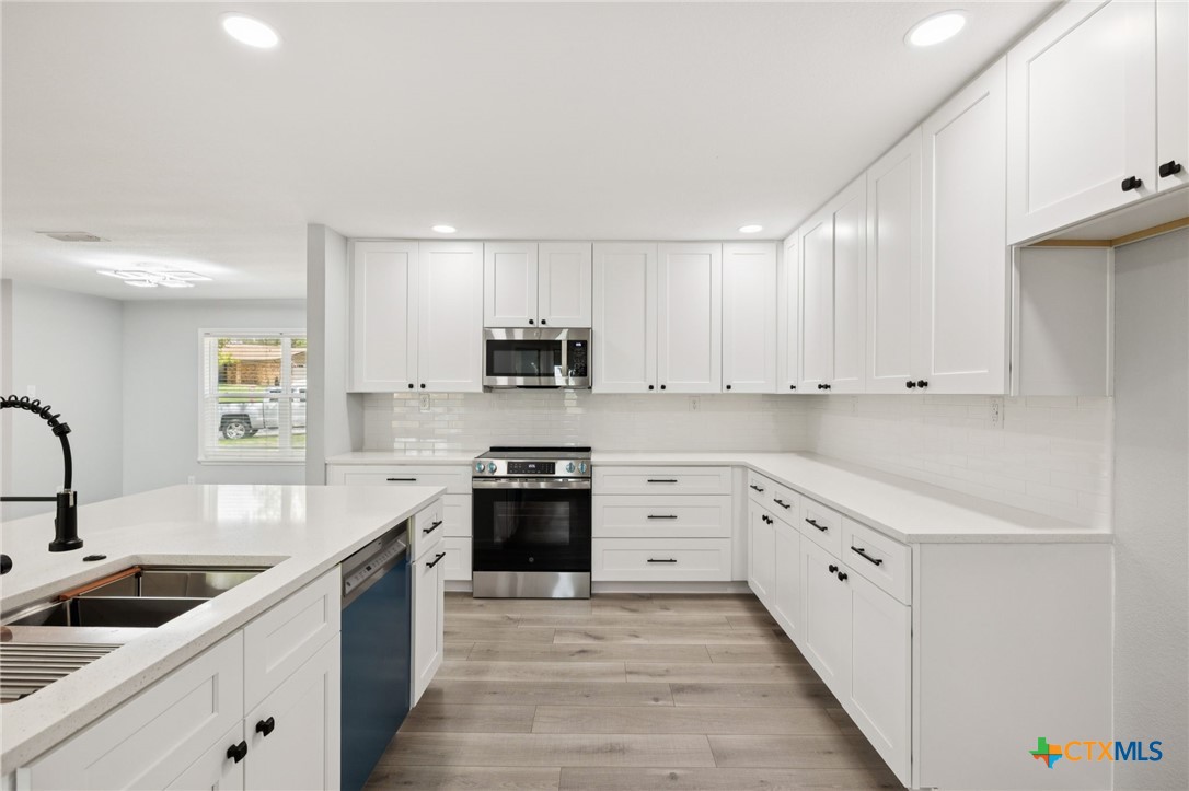 1163 Fox Run Circle