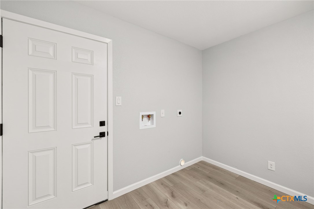 1163 Fox Run Circle