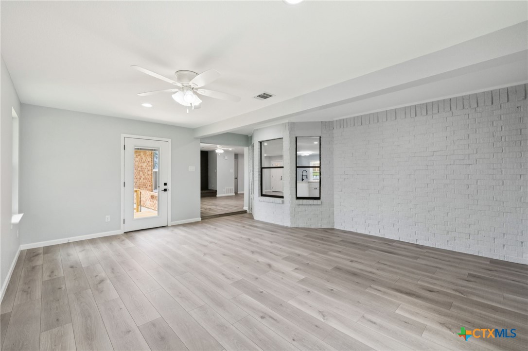 1163 Fox Run Circle