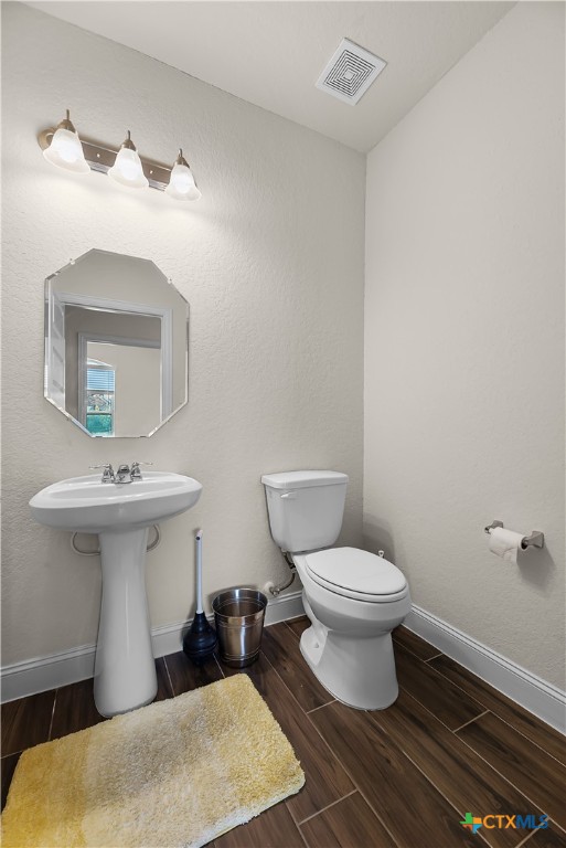 2143 Meadow Way Street