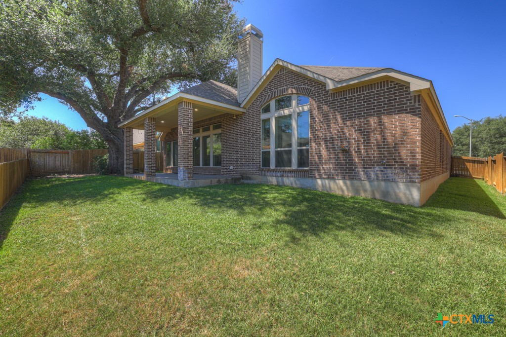 556 Oak Cascade