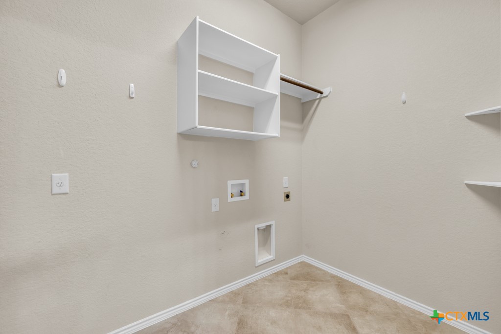 556 Oak Cascade