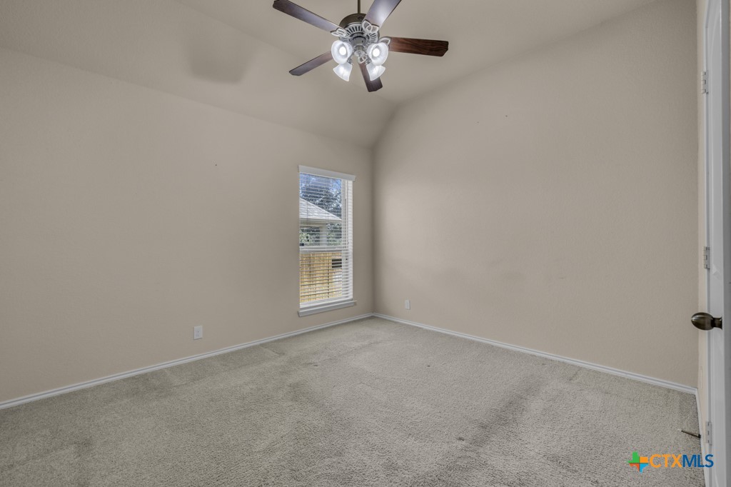 556 Oak Cascade