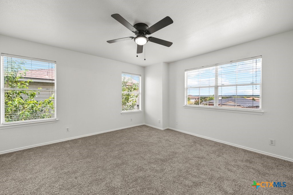 3312 Falcon Grove