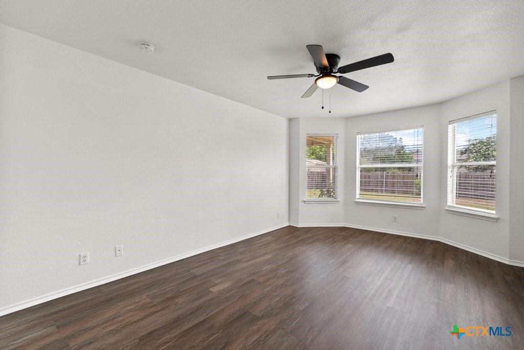 3312 Falcon Grove
