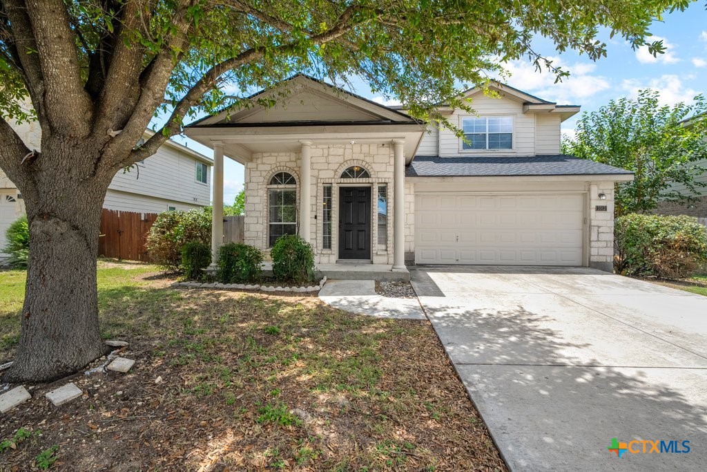 3312 Falcon Grove
