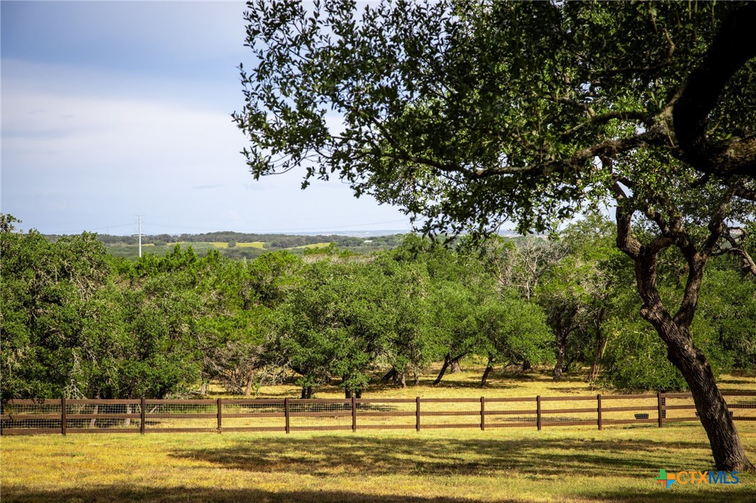 1945 Hoffmann Lane