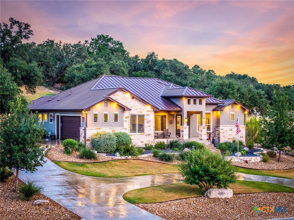 5943 Colin Ridge