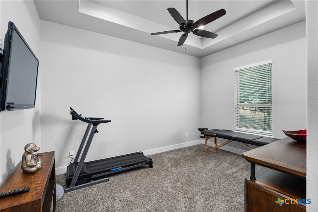 5943 Colin Ridge