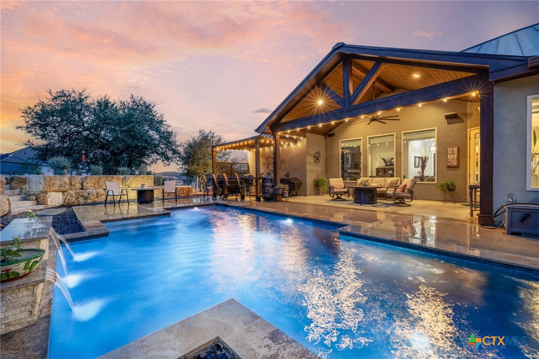 5943 Colin Ridge