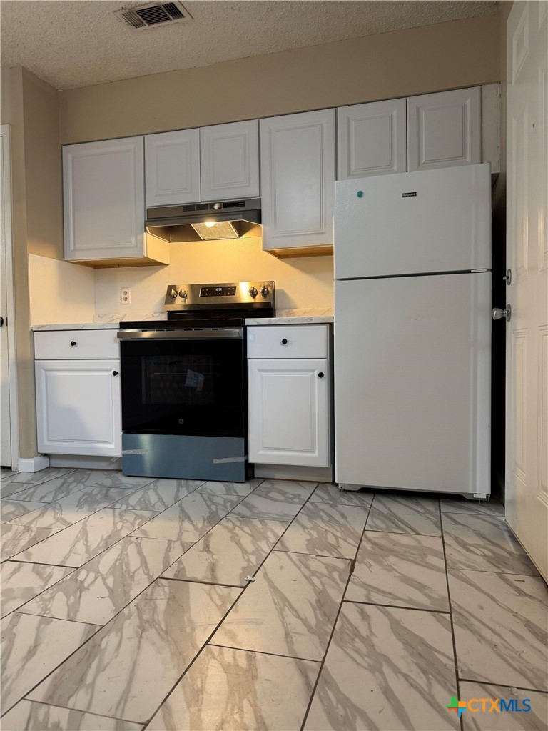 1051 Country Club C-10 Drive 10