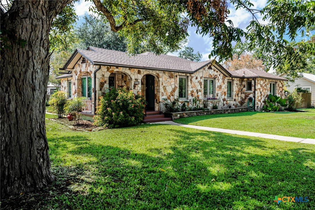 925 E Humphreys Street