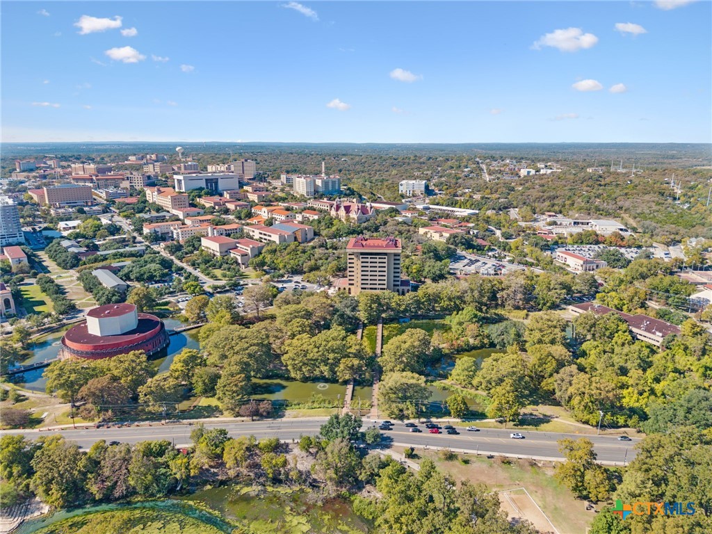 1030/1032 Haynes Street 2