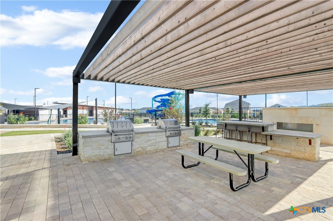 8904 James Bowie