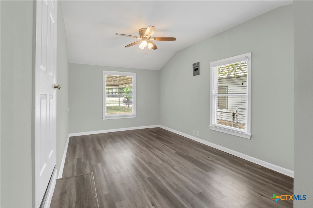 960 E Mountain Street