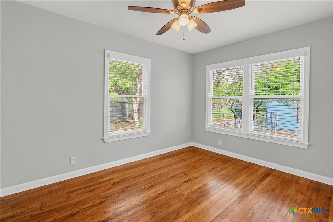 960 E Mountain Street