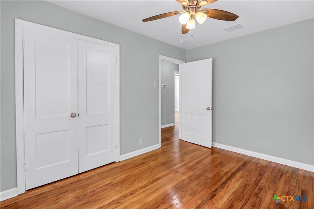 960 E Mountain Street