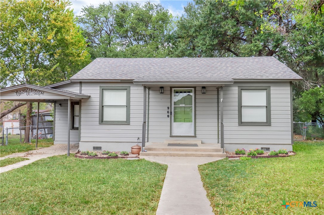 960 E Mountain Street