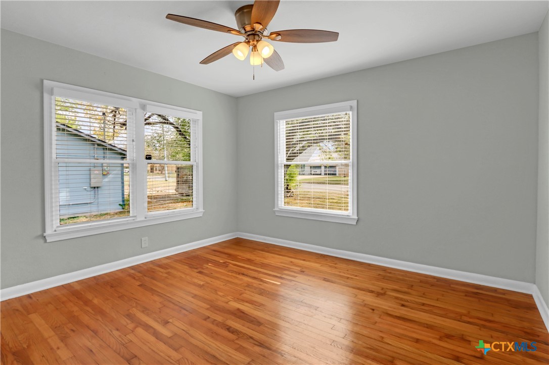 960 E Mountain Street