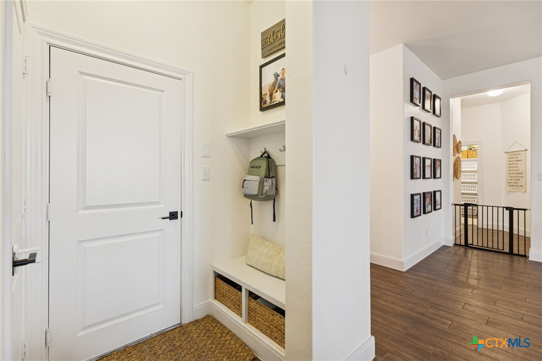 390 Nightshade Trail