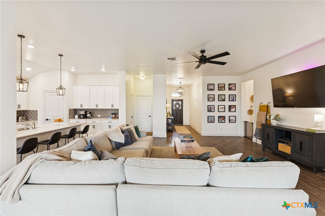 390 Nightshade Trail