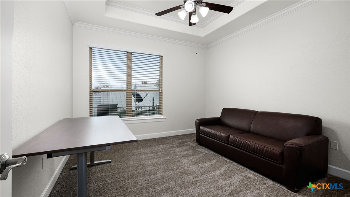 961 N Academy Avenue