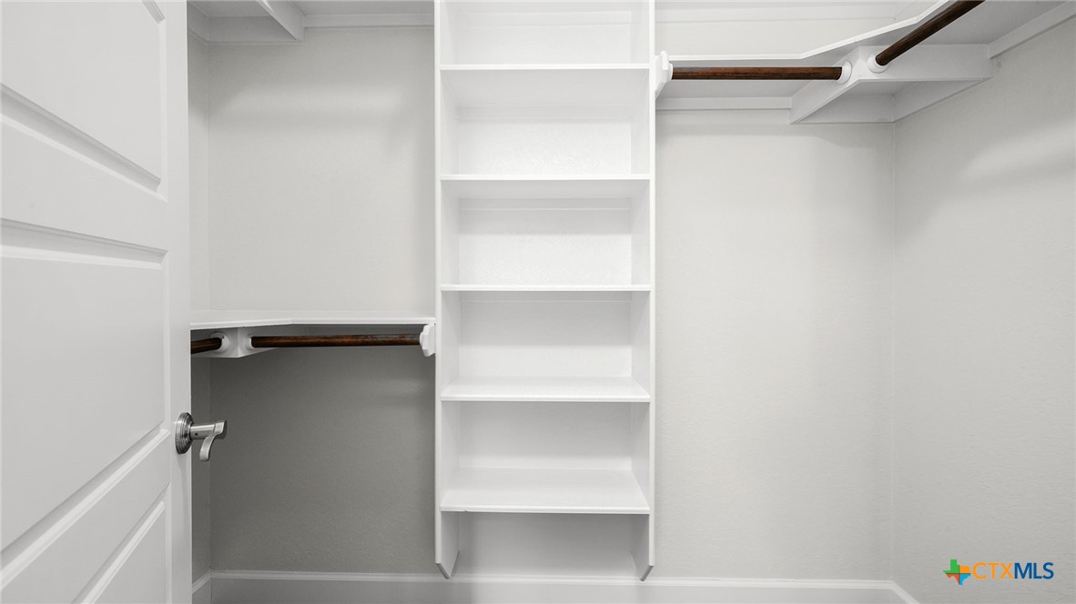 961 N Academy Avenue