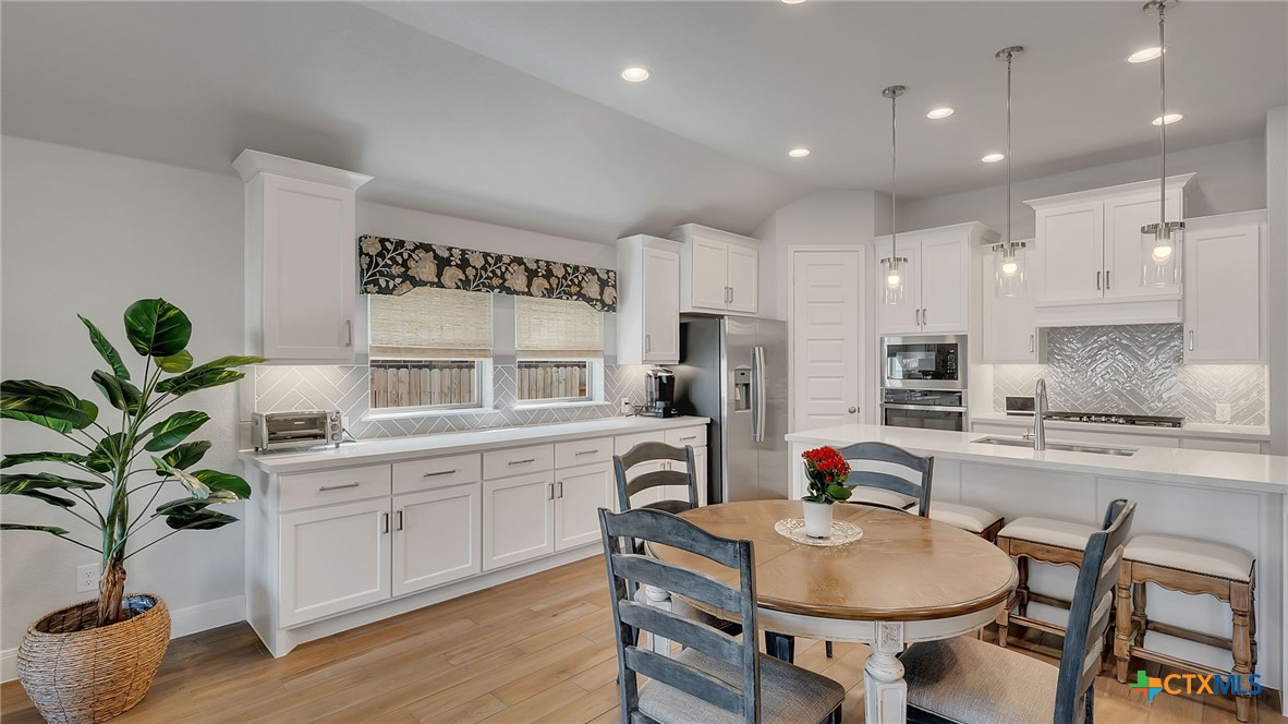 1816 Field Brook