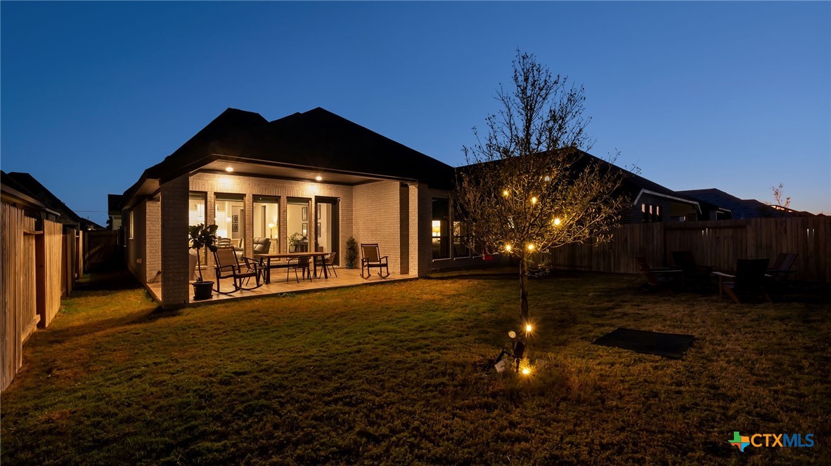 1816 Field Brook