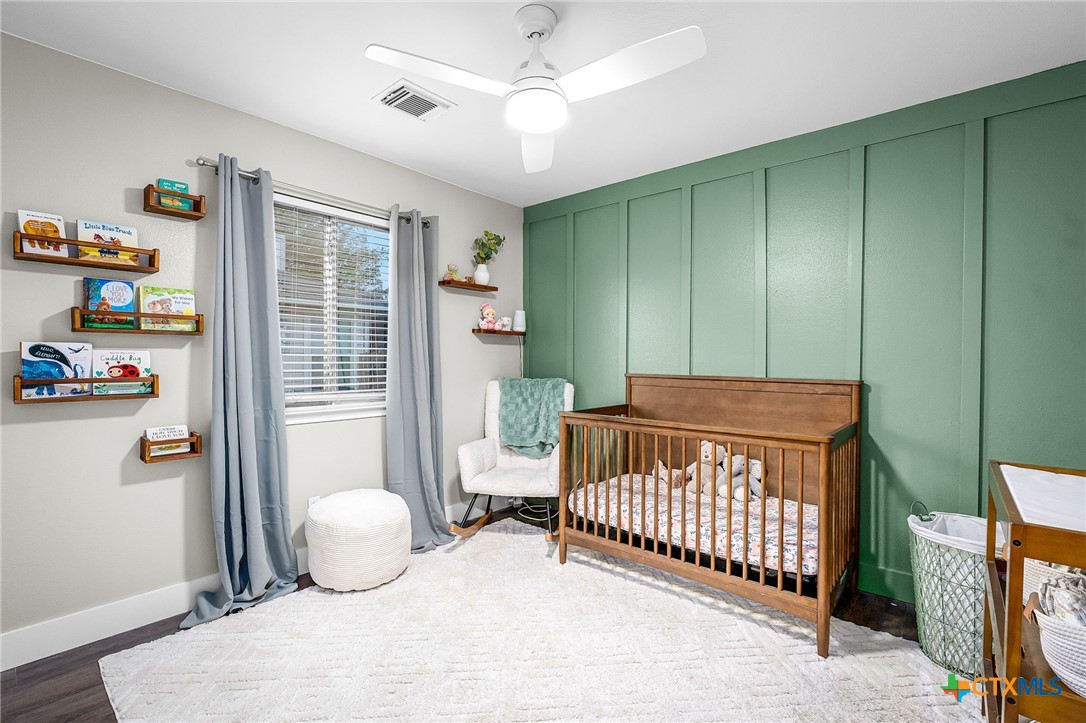 1616 Sunnycrest Circle