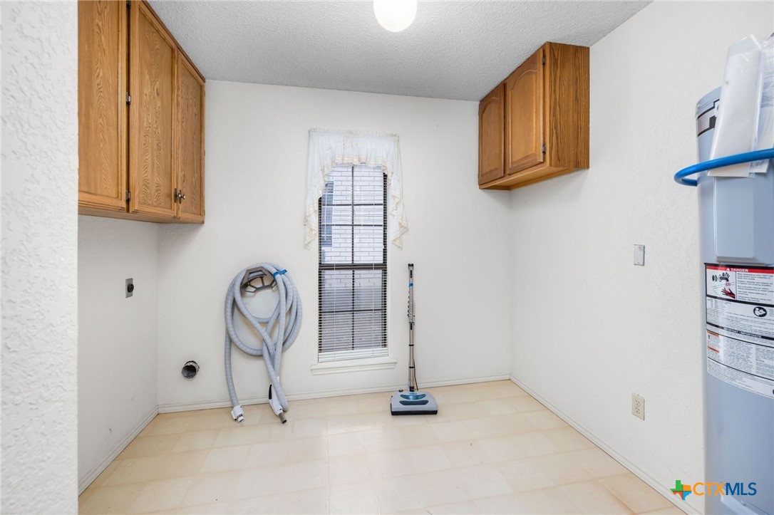 714 Cedar Parkway