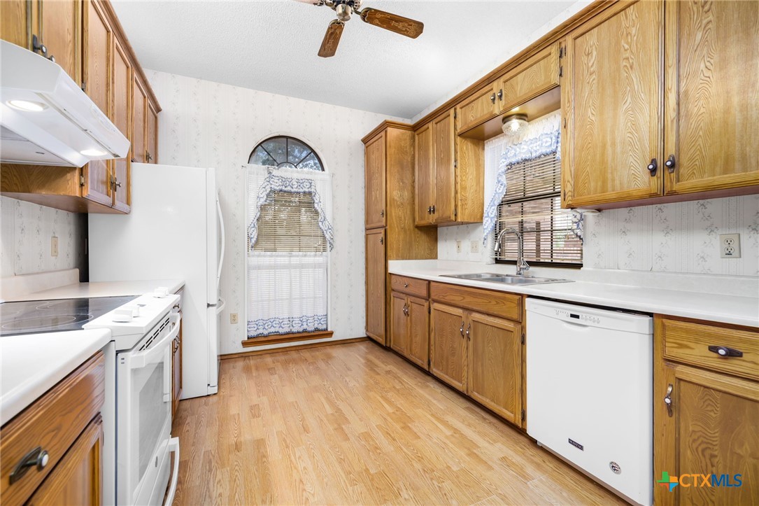 714 Cedar Parkway