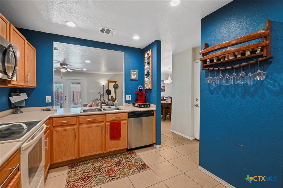 213 Chisholm Trail