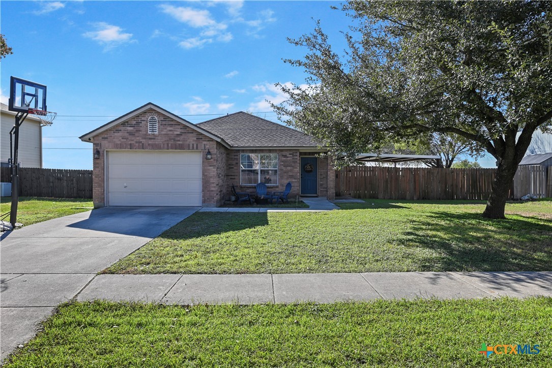 213 Chisholm Trail