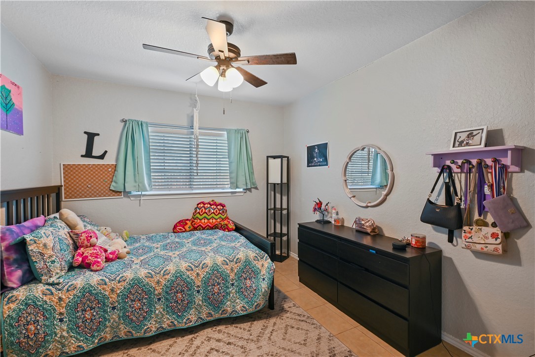 213 Chisholm Trail