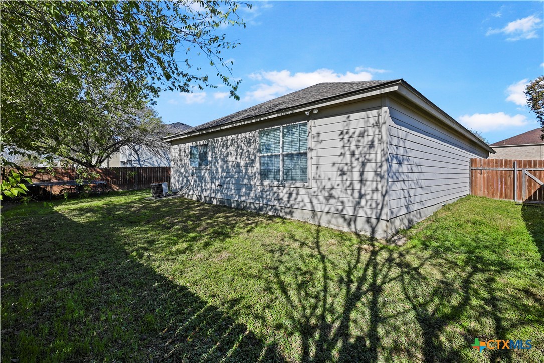 213 Chisholm Trail