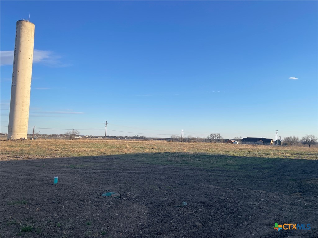 140 Thunderbird Lane