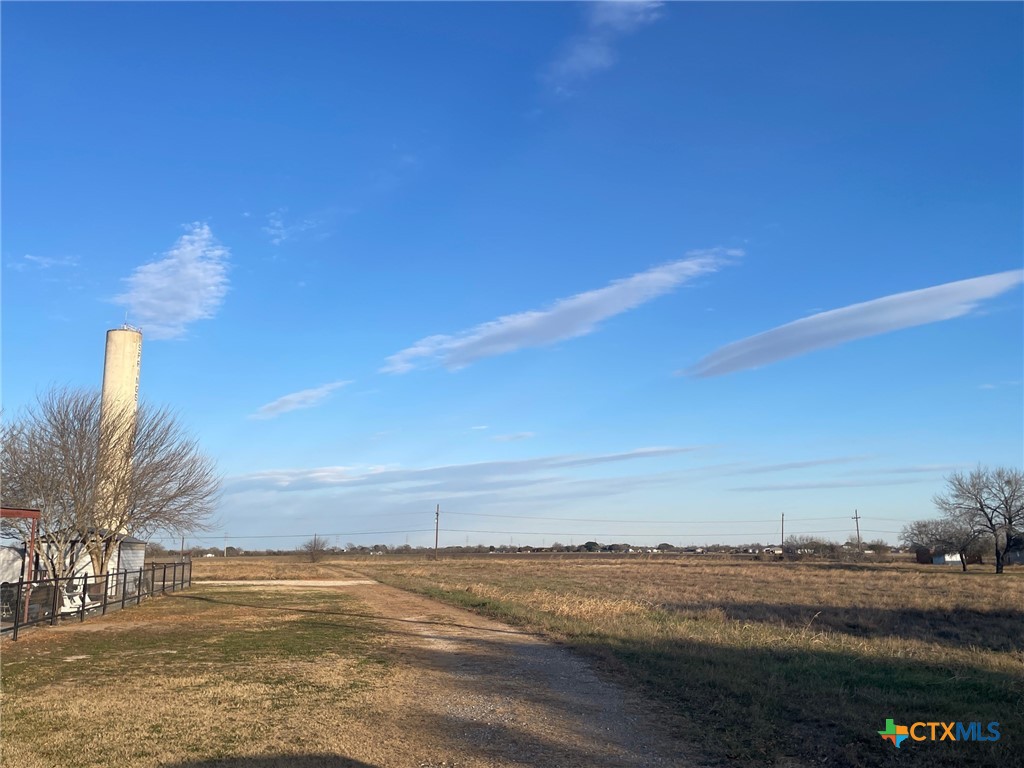 140 Thunderbird Lane