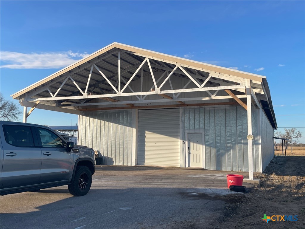 140 Thunderbird Lane