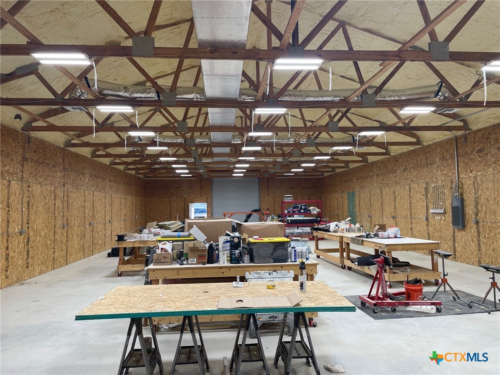 140 Thunderbird Lane